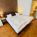 Doppelzimmer Cocktail, Direkt Am Alten Strom Дом отдыха *