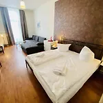 Дом отдыха Doppelzimmer Cocktail, Direkt Am Alten Strom *