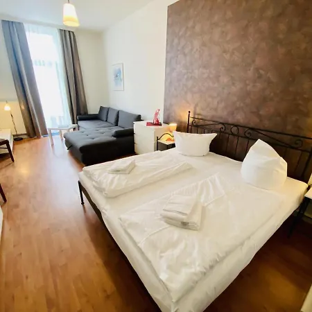 Doppelzimmer Cocktail, Direkt Am Alten Strom * ロストック